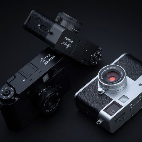 (Pre Order Now)FUJIFILM X Half Digital Camera